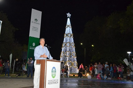 Resistencia ya vive la Navidad qued inaugurado el rbol de la